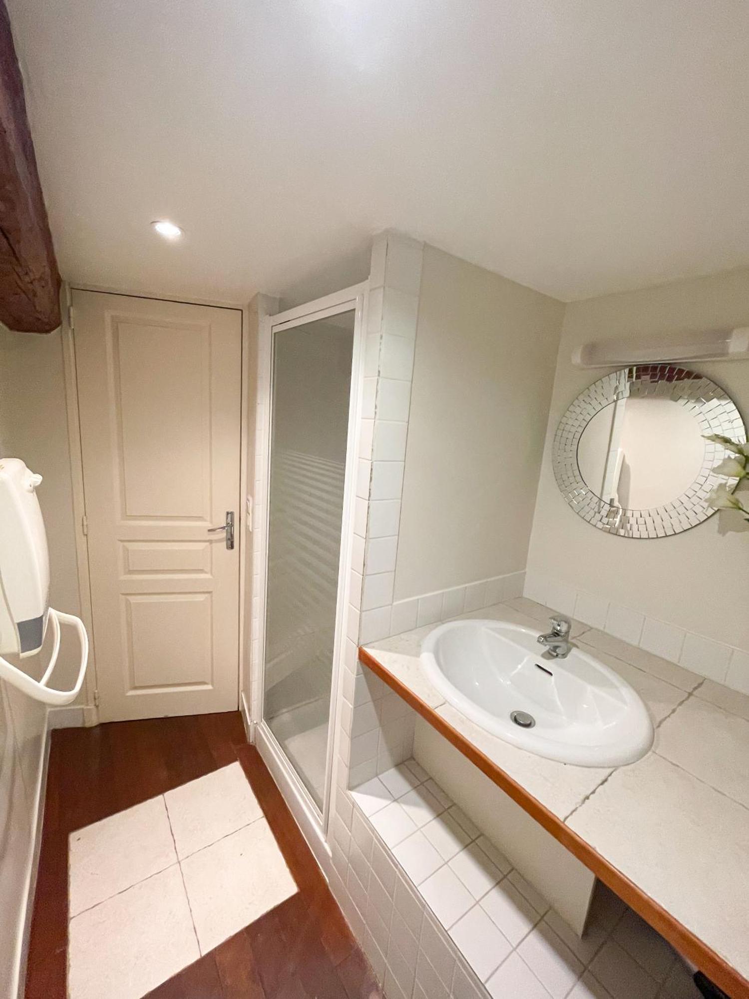 Atypique Au Coeur Du Vieux-nice Apartment